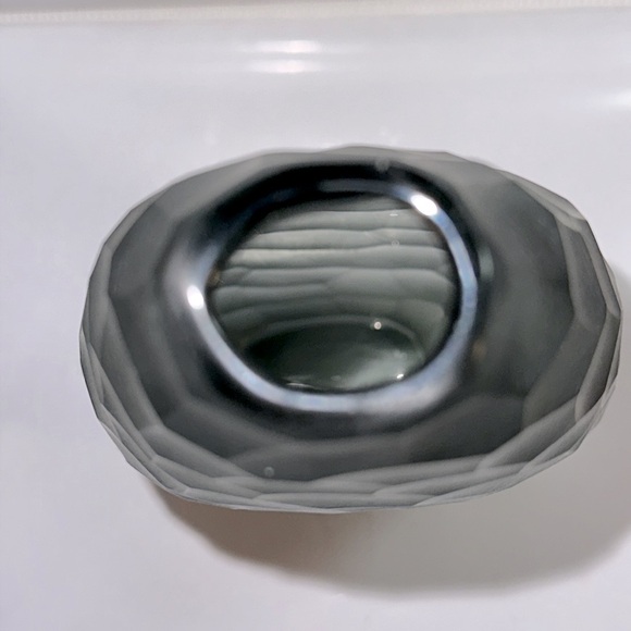 Hand Blown Murano Style Hammered Art Glass Vase in Grey - Picture 5 of 7